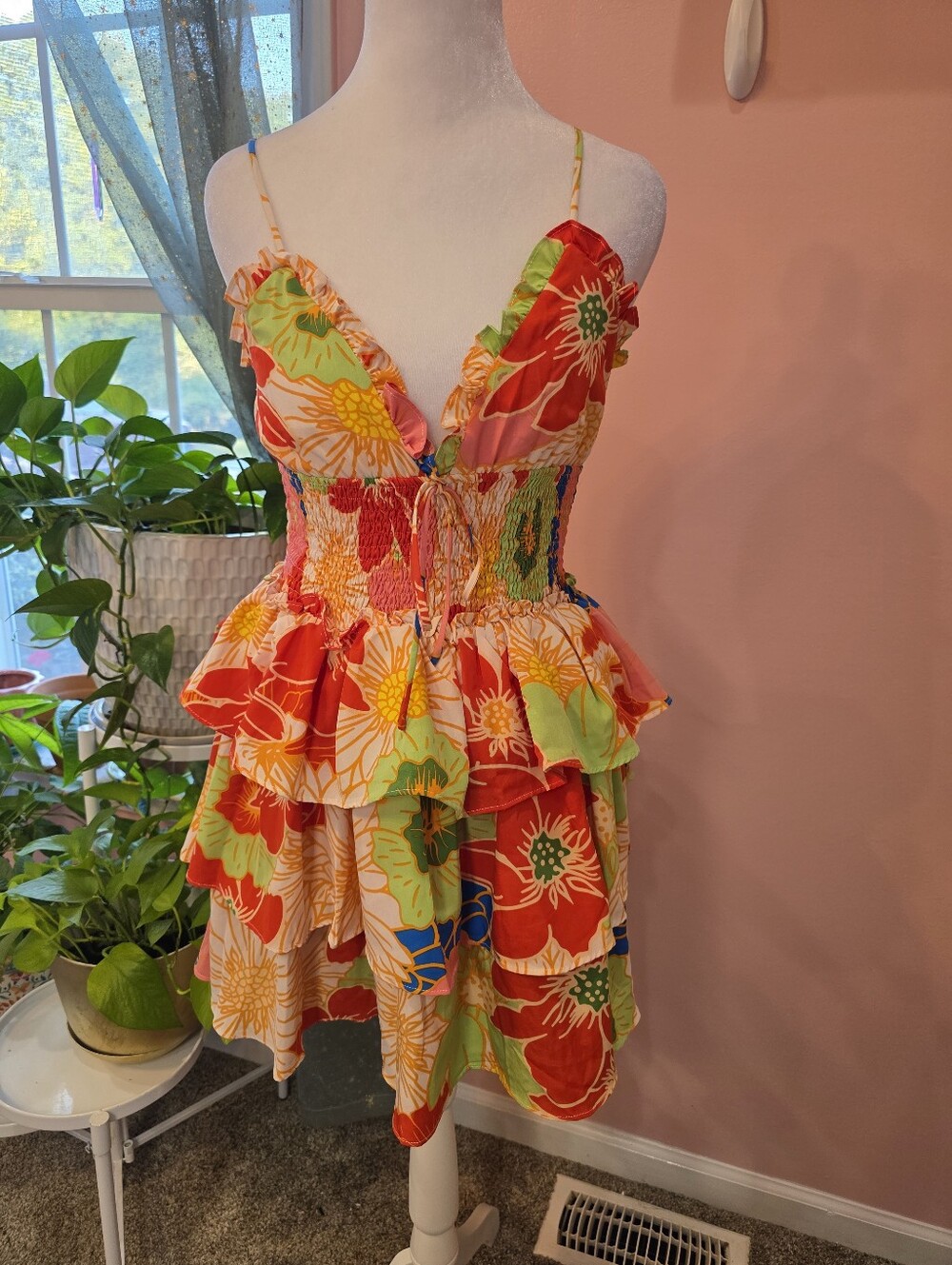 TCEC Tropical Floral Tiered Ruffle Mini Dress Size Small
